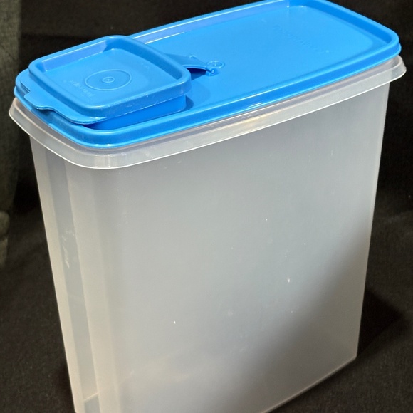 TUPPERWARE Clear Storage Container #1588-2 Blue Lid #7881A-2 & Snap Top #1590-8 - Picture 1 of 7